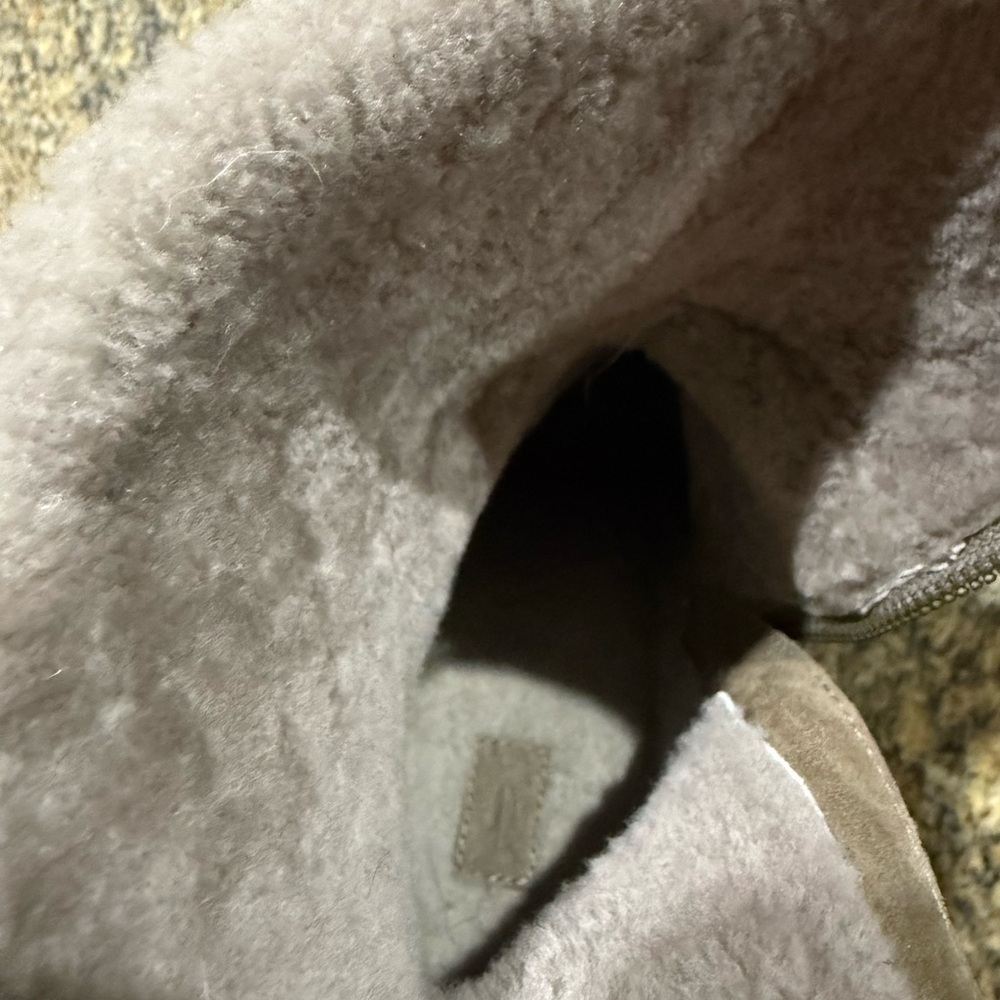 Women's Frye Jen shearling Suede Ankle Boots with Faux Fur Trim - Picture 7 of 11